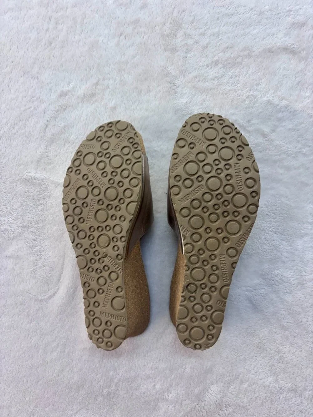 Mephisto Women's Wedges --- Genuine Leather --- Size: 41--- Few Flaws!